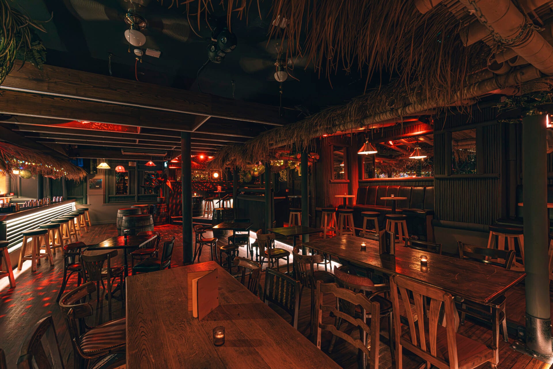 Blackscarletclubs B-0065